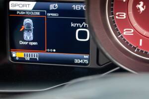 Bild 31/43 von Ferrari F8 Spider (2020)