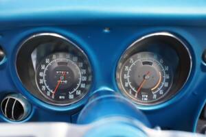 Image 11/50 of Chevrolet Corvette Stingray (1968)