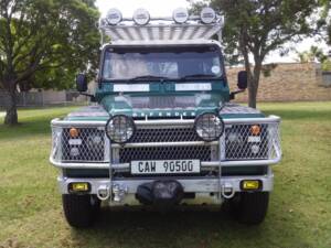 Image 3/8 de Land Rover Defender 110 (1994)
