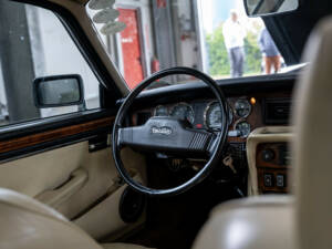 Bild 30/32 von Daimler Double Six (1986)