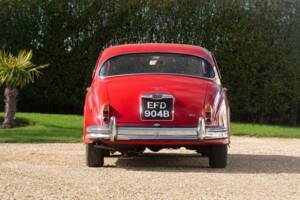 Image 17/50 of Jaguar Mk II 3.8 (1964)