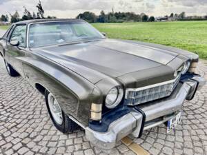 Image 4/8 of Chevrolet Monte Carlo (1973)