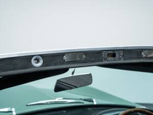 Bild 39/40 von Aston Martin DB 6 (1965)