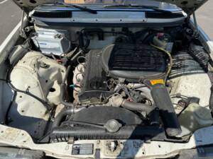Image 4/6 of Mercedes-Benz 230 CE (1983)