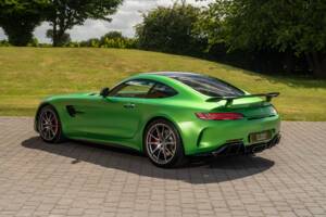 Image 42/67 of Mercedes-AMG GT-R (2018)