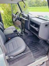 Bild 10/14 von Land Rover Defender 90 (2015)