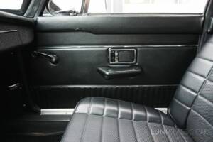 Image 41/54 de MG MGB GT (1974)