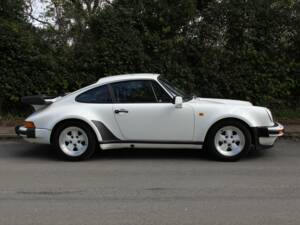 Image 7/19 of Porsche 911 Turbo 3.3 (1988)