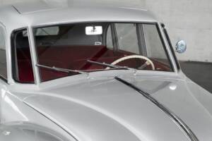 Image 33/50 of Tatra T 87 (1949)