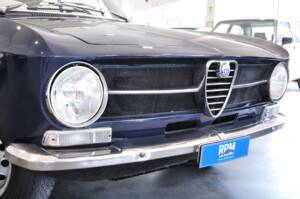 Bild 3/30 von Alfa Romeo Giulia GT 1300 Junior (1971)