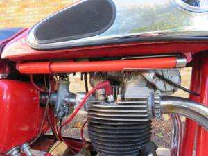 Bild 27/47 von Norton DUMMY (1958)