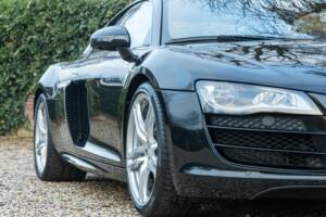 Image 36/50 de Audi R8 V10 (2011)