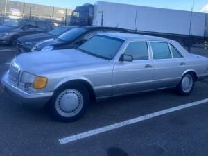 Bild 6/8 von Mercedes-Benz 560 SEL (1986)