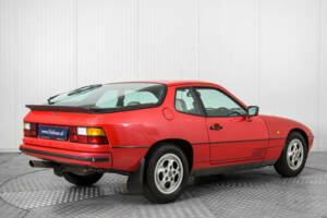 Image 2/50 of Porsche 924 S (1987)
