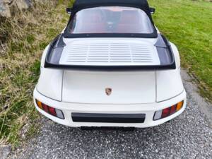 Bild 6/15 von Porsche 911 Carrera 3.2 (1989)