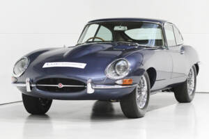 Bild 1/39 von Jaguar E-Type 4.2 (1966)