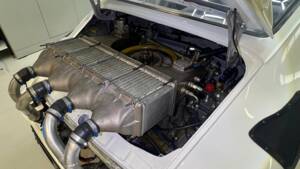 Image 18/20 of Porsche 934 (1976)