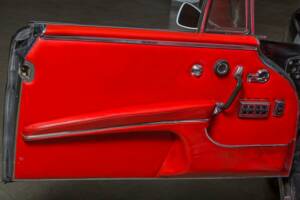 Image 23/34 of Mercedes-Benz 280 SE (1966)