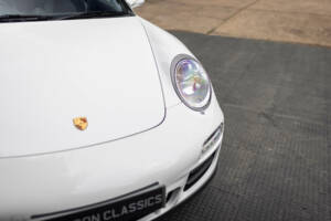 Image 33/38 of Porsche 911 Carrera GTS (2011)