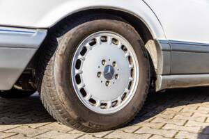 Image 71/175 of Mercedes-Benz 420 SE (1986)