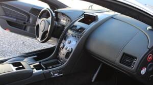 Bild 39/47 von Aston Martin DB 9 GT &quot;Bond Edition&quot; (2015)