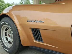 Bild 5/8 von Chevrolet Corvette Cross-Fire Injection (1982)