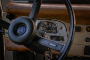 Imagen 19/25 de Toyota Land Cruiser FJ 40 (1973)