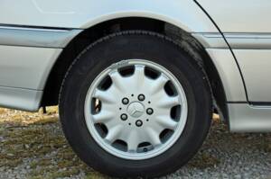 Bild 24/40 von Mercedes-Benz C 200 Kompressor (1997)