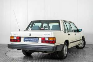Image 40/50 of Volvo 740 GL (1987)