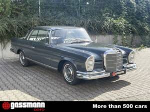 Bild 5/15 von Mercedes-Benz 220 SE b (1962)