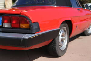 Image 12/87 of Alfa Romeo Spider Veloce (1984)