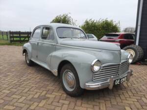 Bild 1/8 von Peugeot 203 C (1955)