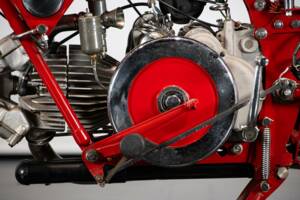 Imagen 32/50 de Moto Guzzi DUMMY (1952)