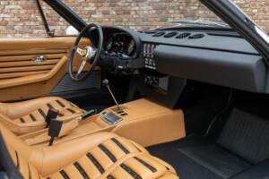 Image 40/50 de Ferrari 365 GTB/4 Daytona (1974)