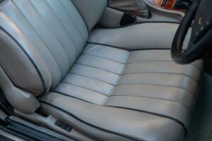 Imagen 28/50 de Aston Martin Virage Volante (1994)
