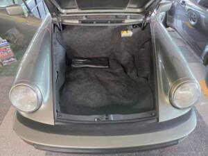 Bild 12/27 von Porsche 911 Carrera 3.2 (1987)