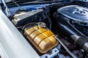 Image 171/175 of Mercedes-Benz 420 SE (1986)