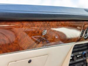 Bild 57/70 von Aston Martin V8 EFi (1988)