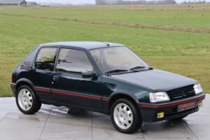 Bild 25/50 von Peugeot 205 GTi 1.9 (1991)