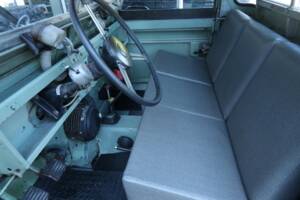 Image 33/50 of Land Rover 88 (1965)