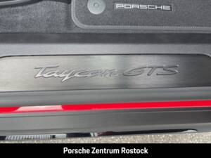 Bild 15/31 von Porsche Taycan GTS Sport Turismo (2026)