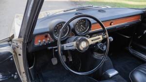 Image 19/54 of Alfa Romeo Giulia GT 1300 Junior (1972)