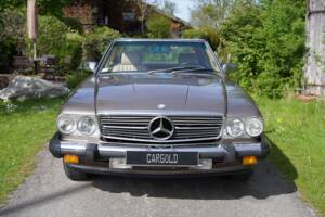 Bild 4/19 von Mercedes-Benz 560 SL (1989)