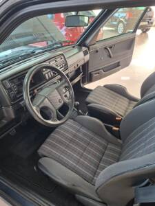 Image 10/21 of Volkswagen Golf Mk II GTi 1.8 (1990)