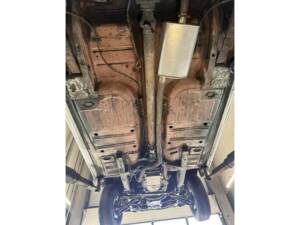 Image 36/40 of Ford Shelby GT 350 (1966)