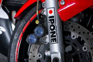 Image 29/49 of Yamaha YZF 600 R6 (1999)