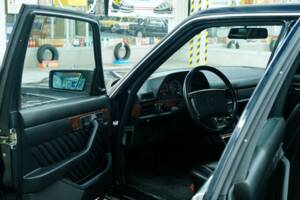 Bild 39/50 von Mercedes-Benz 500 SEL (1990)