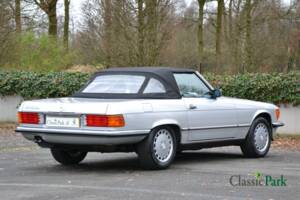 Image 6/50 of Mercedes-Benz 300 SL (1986)