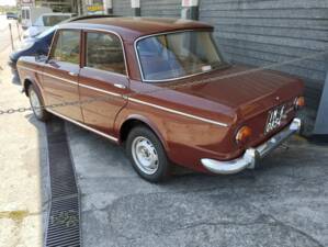 Image 7/8 of FIAT 1100 R (1967)