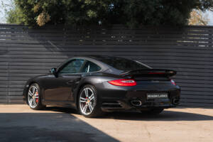 Image 2/50 of Porsche 911 Turbo (2011)